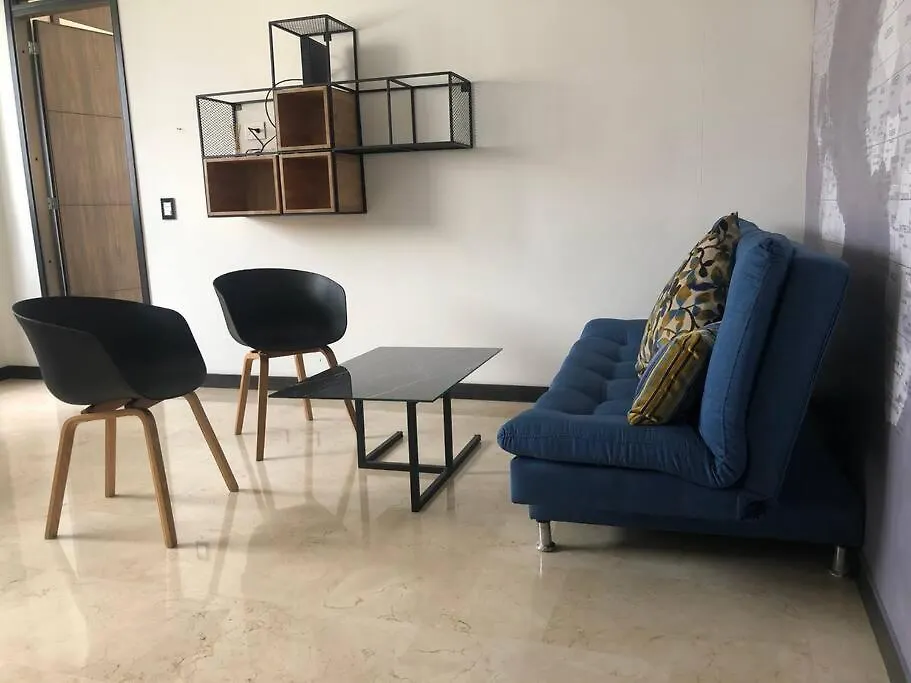 2004 El Poblado Cute And Cozy Apartment Medellín