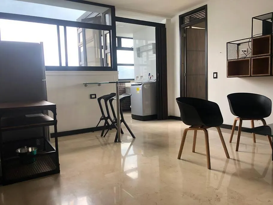 2004 El Poblado Cute And Cozy Apartment Medellín 0*,  Kolumbie
